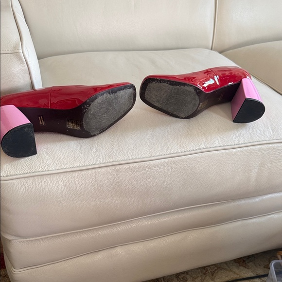 Chic Red and Pink Block Heel Pumps - Picture 6 of 6